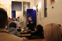 JASEŁKA I KONCERT KOLĘD W WYKONANIU MŁODZIEŻY I SCHOLI PARAFIALNEJ